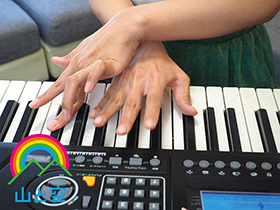 四六時中脳ミソチ●ポのマゾ美人講師エレクトーン「精子で髪の毛洗わせて下さい2穴ファック精汁強淫お願いします」 最上さゆき サンプル動画サムネイル